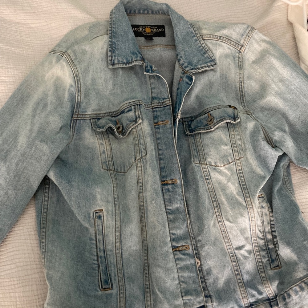 Lucky brand